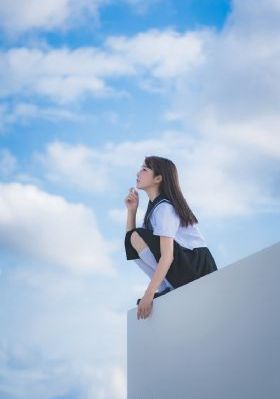 从后面顶着美女大屁股_国产剧完整在线观看